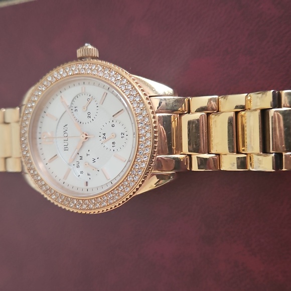 Bulova Watch. - Picture 8 of 11